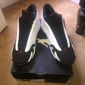 Jordan 14 Retro Black Toe